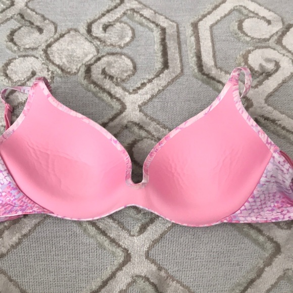 Warner’s bra - Picture 2 of 3